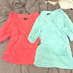 2 blue and pink cross cross V neck Long sleeve